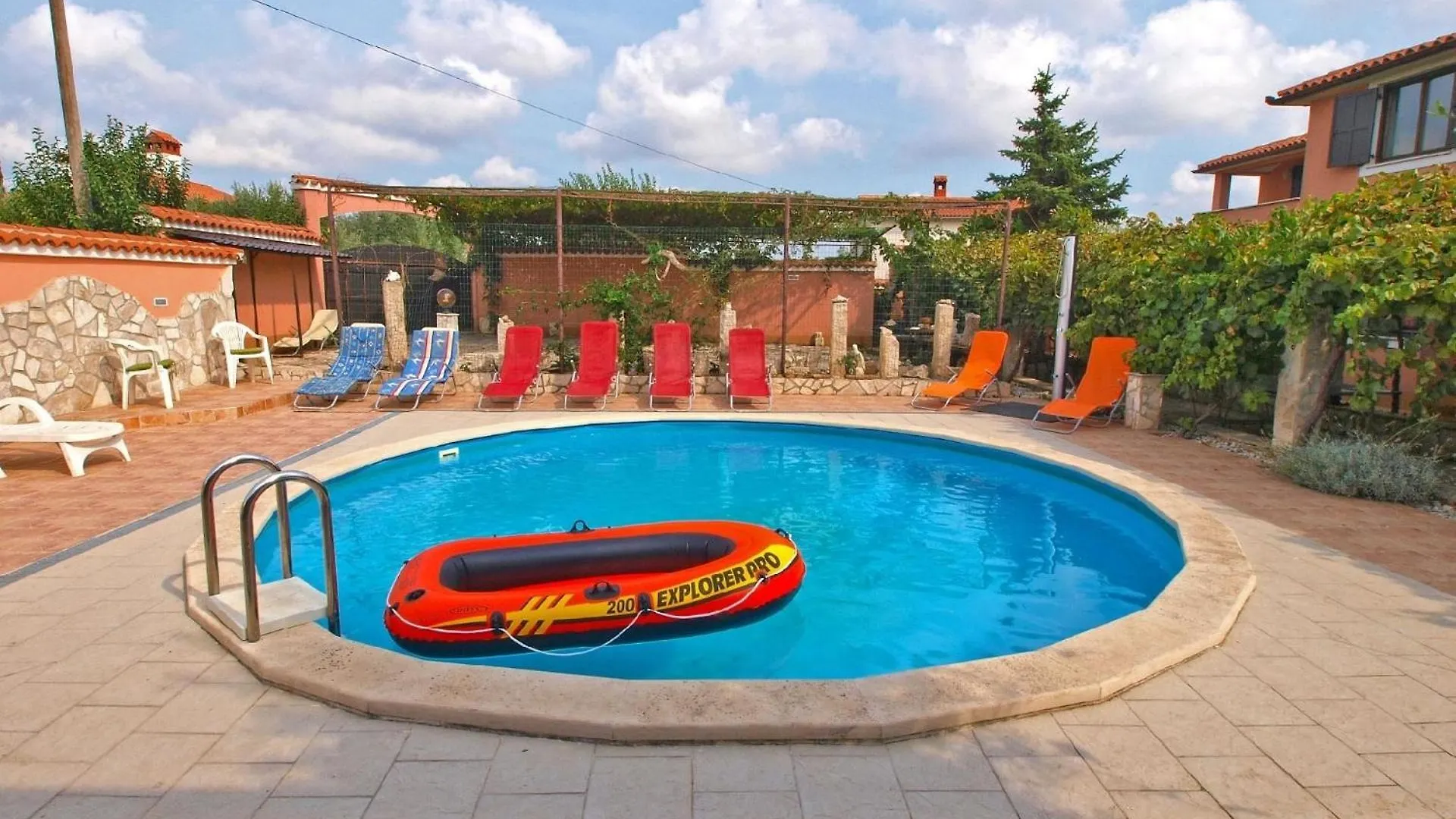 Ferienhaus Mit Privatpool Fuer 16 Personen Ca 245 Qm In Pula-Fondole, Istrien Istrische Riviera Stinjan